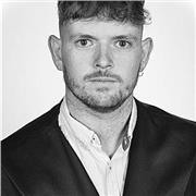 Profesor educación primaria, ayudar en el estudio y en las diferentes materias. Puedo desplazarme